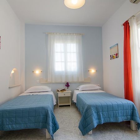 Athena Rooms イオス島 チョーラ エクステリア 写真