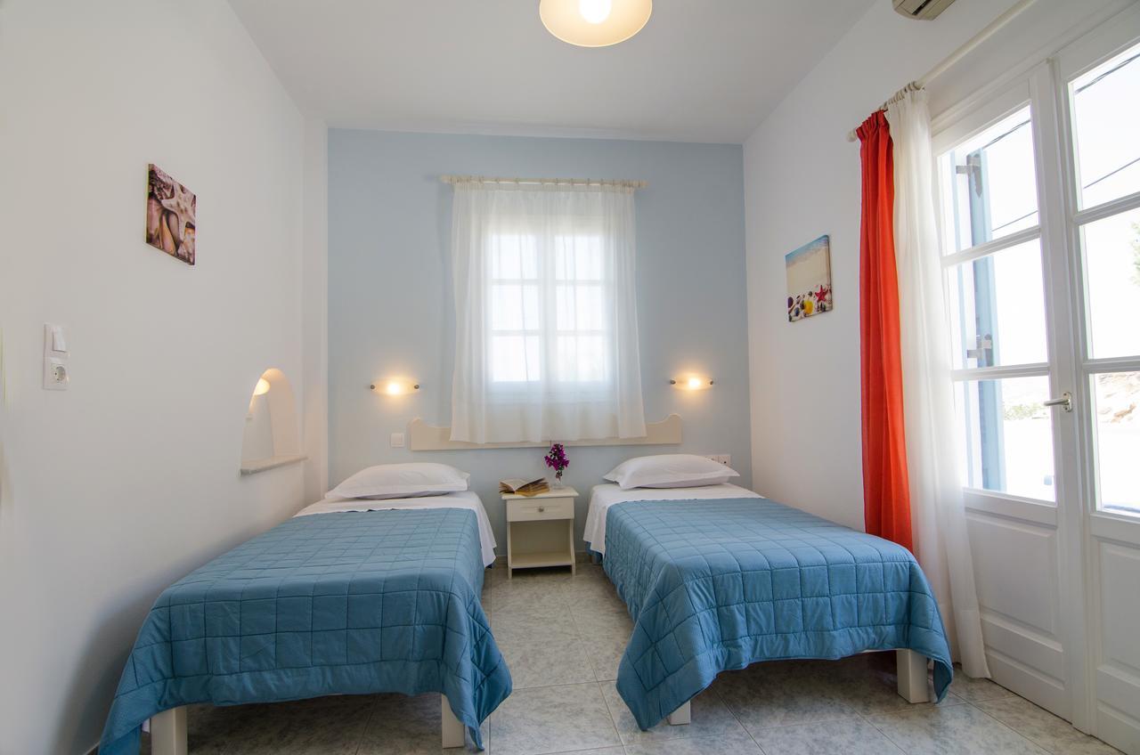 Athena Rooms イオス島 チョーラ エクステリア 写真