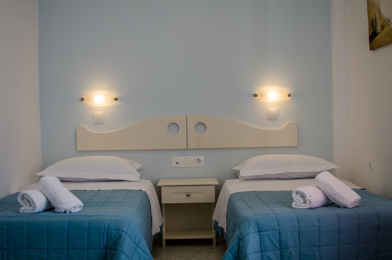 Athena Rooms イオス島 チョーラ エクステリア 写真