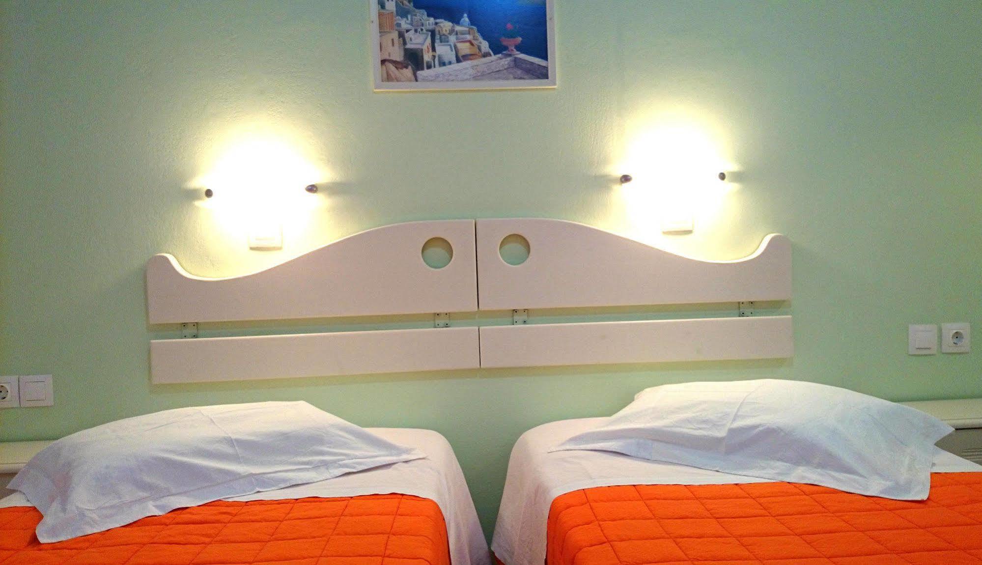 Athena Rooms イオス島 チョーラ エクステリア 写真